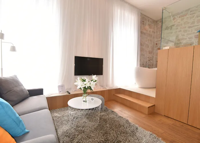 The Bridge Luxury Apartman Zára